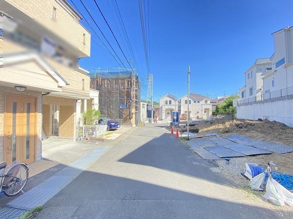横浜市戸塚区上矢部町　新築戸建　全３棟　２号棟