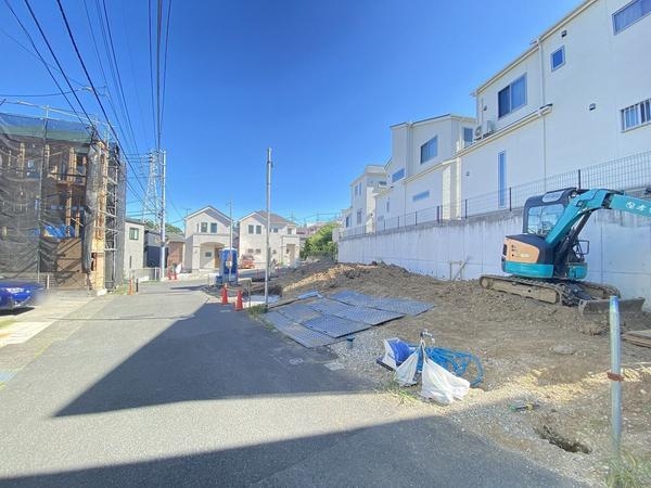 横浜市戸塚区上矢部町　新築戸建　全３棟　２号棟