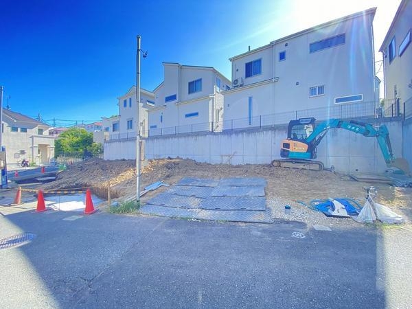 横浜市戸塚区上矢部町　新築戸建　全３棟　２号棟