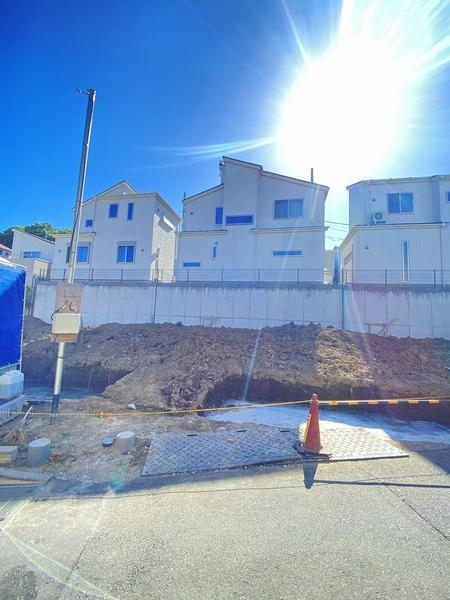 横浜市戸塚区上矢部町　新築戸建　全３棟　２号棟