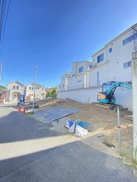横浜市戸塚区上矢部町　新築戸建　全３棟　２号棟