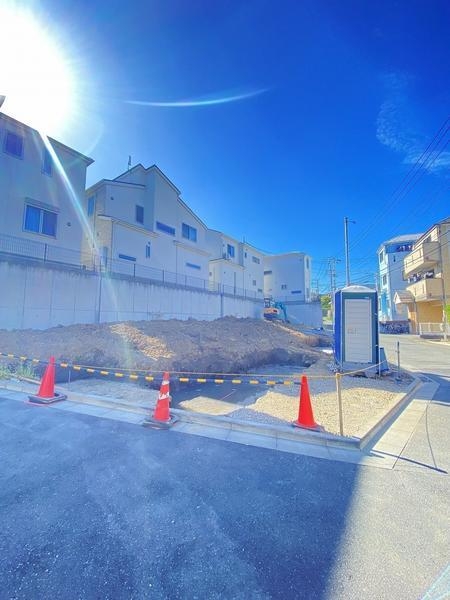 横浜市戸塚区上矢部町　新築戸建　全３棟　２号棟