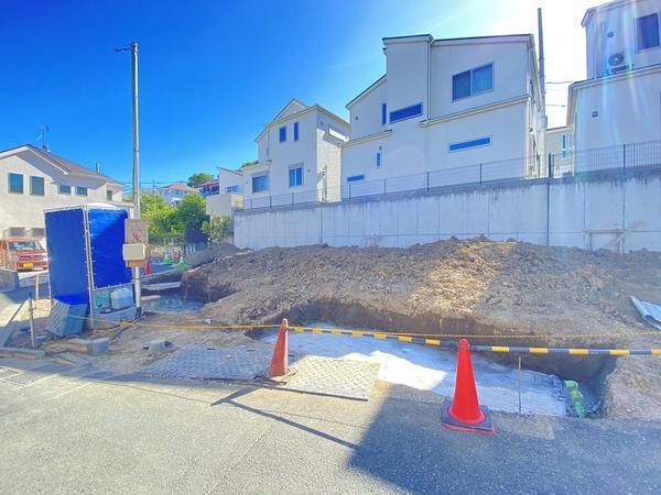 横浜市戸塚区上矢部町　新築戸建　全３棟　２号棟