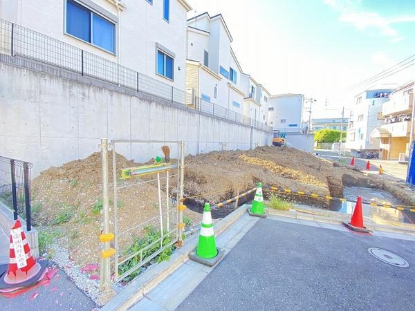 横浜市戸塚区上矢部町　新築戸建　全３棟　１号棟
