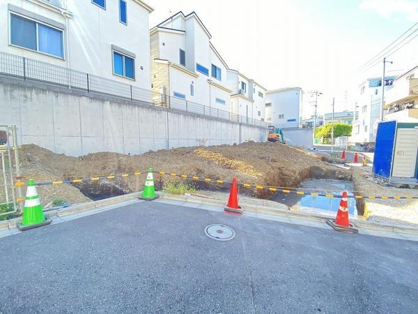 横浜市戸塚区上矢部町　新築戸建　全３棟　１号棟