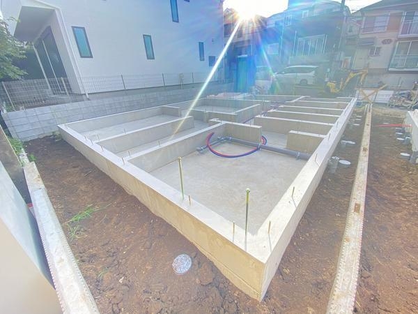 横浜市泉区白百合２丁目　新築戸建　全２棟　２号棟