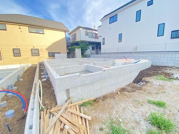 横浜市泉区白百合２丁目　新築戸建　全２棟　２号棟