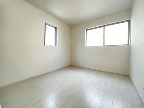 藤沢市高倉　新築戸建　全３棟　３号棟