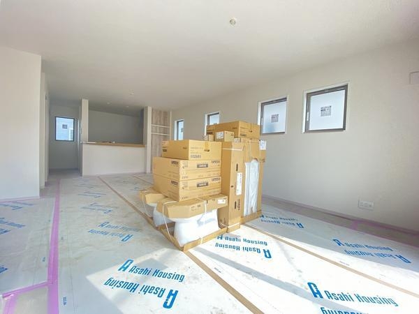 藤沢市高倉　新築戸建　全３棟　１号棟