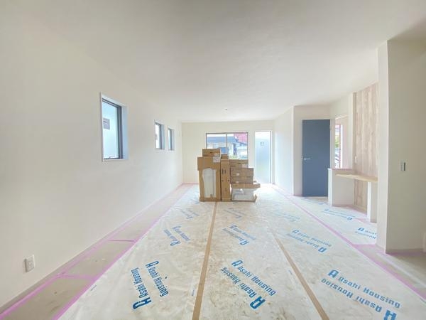 藤沢市高倉　新築戸建　全３棟　１号棟