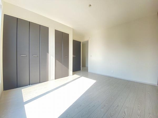 藤沢市高倉　新築戸建　全３棟　２号棟