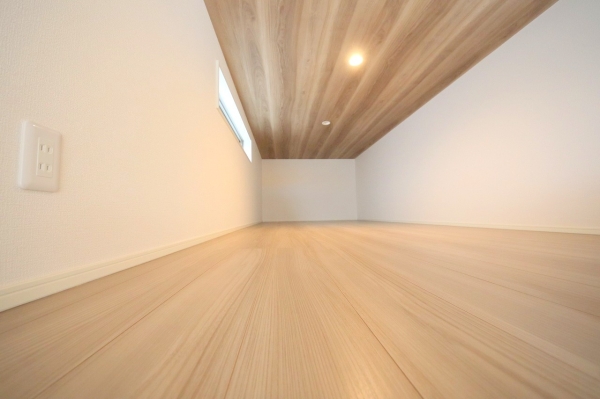 相模原市南区麻溝台6丁目 新築分譲住宅(収納)