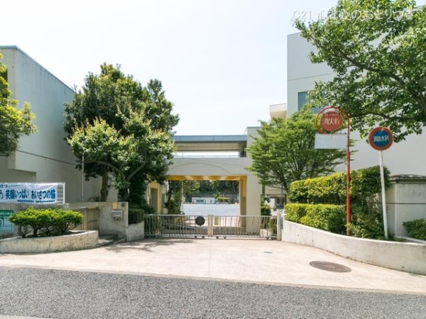 横浜市戸塚区上倉田町の土地(横浜市立倉田小学校)