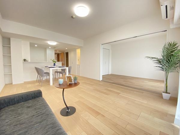 ラムーナ横浜戸塚スカイリッジ(リビング)