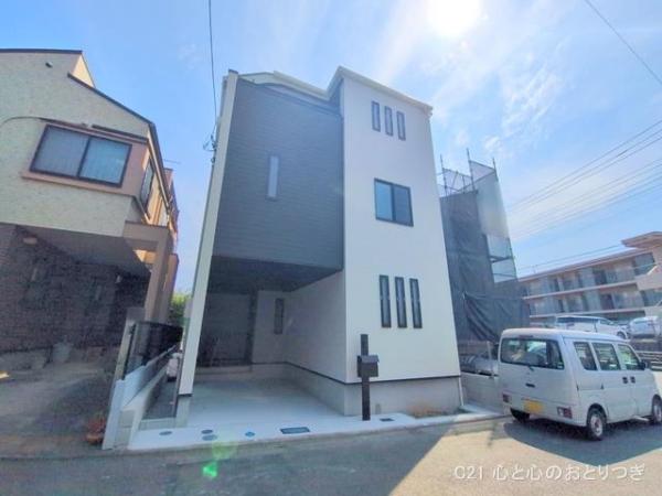 横浜市青葉区市ケ尾町　新築分譲住宅