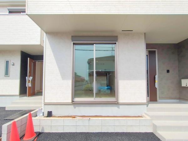 綾瀬市上土棚南1丁目　新築戸建