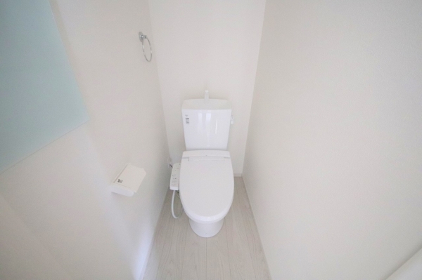 座間市緑ケ丘6丁目2期　新築分譲住宅　2号棟