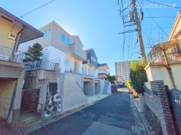 座間市緑ケ丘6丁目2期　新築分譲住宅　2号棟