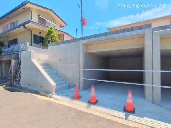 座間市緑ケ丘6丁目2期　新築分譲住宅　2号棟