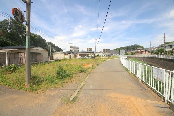 座間市南栗原３丁目の土地