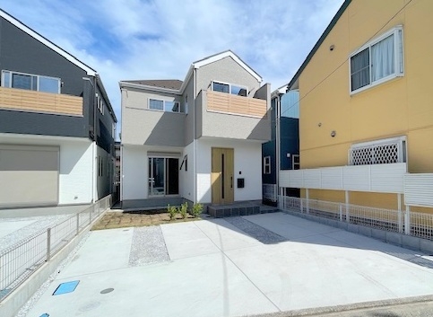 相模原市南区麻溝台8丁目1期　新築分譲住宅　2号棟