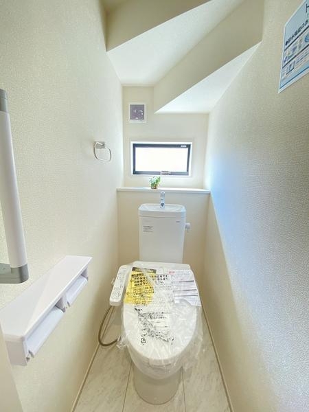 横浜市瀬谷区阿久和西１丁目　新築戸建　全２棟　１号棟