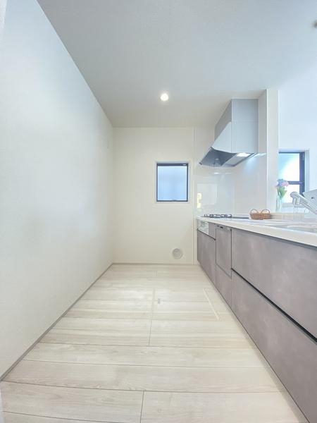 横浜市瀬谷区阿久和西１丁目　新築戸建　全２棟　１号棟
