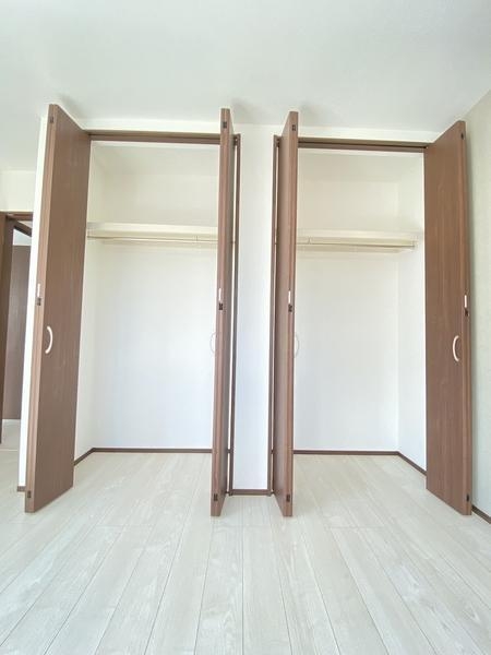 横浜市戸塚区戸塚町 新築戸建(収納)