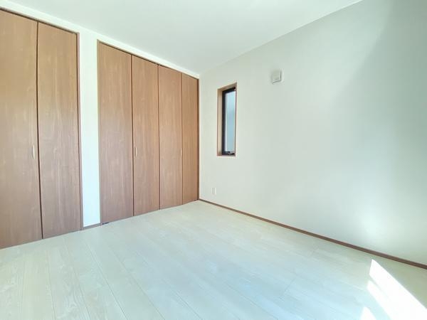横浜市戸塚区戸塚町 新築戸建(リビング)