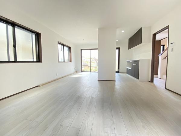 横浜市戸塚区戸塚町　新築戸建