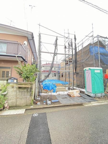 横浜市瀬谷区宮沢2丁目 新築戸建 全3棟 1号棟(前面道路含む現地写真)