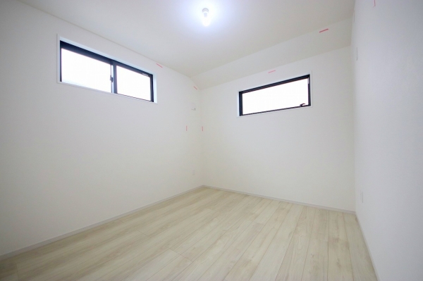 大和市草柳1丁目1期　新築分譲住宅　2号棟