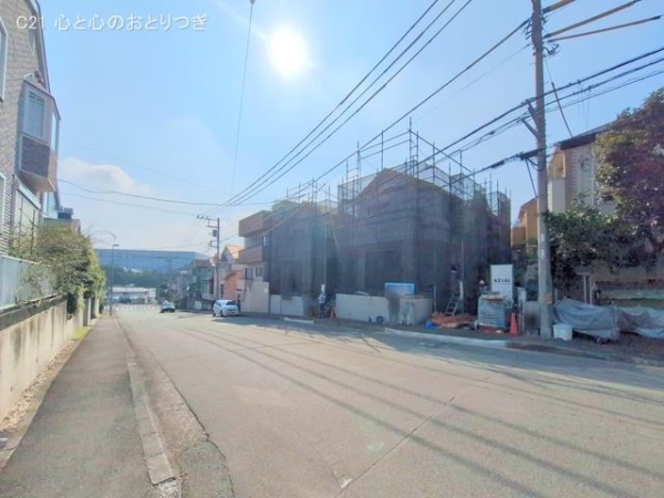大和市草柳1丁目1期　新築分譲住宅　2号棟