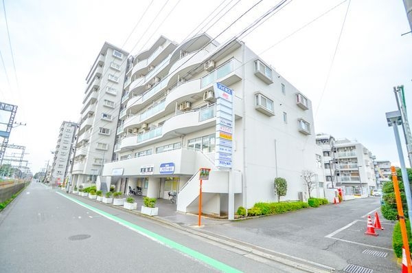 ハイネスアミティ鶴間弐番館