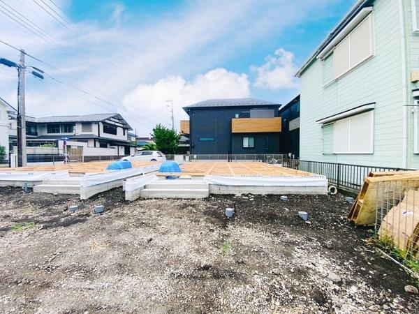 大和市南林間8丁目III期　新築分譲住宅　B号棟