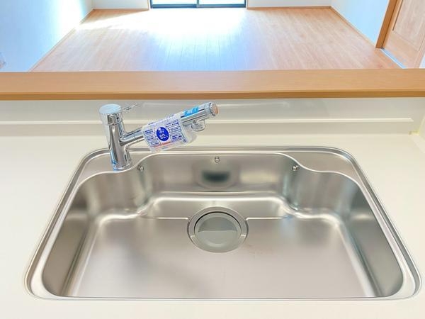 大和市西鶴間4丁目　新築戸建