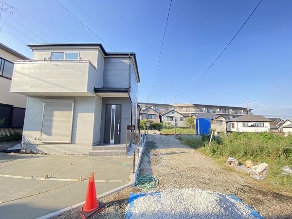 藤沢市高倉　新築戸建　全３棟　１号棟