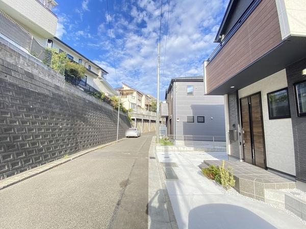 横浜市戸塚区名瀬町　新築戸建　全２棟　１号棟