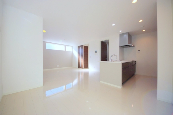 大和市南林間8丁目II期　新築分譲住宅　C号棟