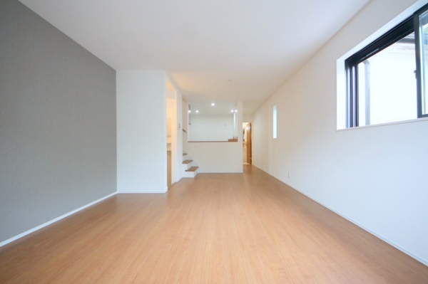 相模原市南区南台2丁目1期　新築分譲住宅　2号棟