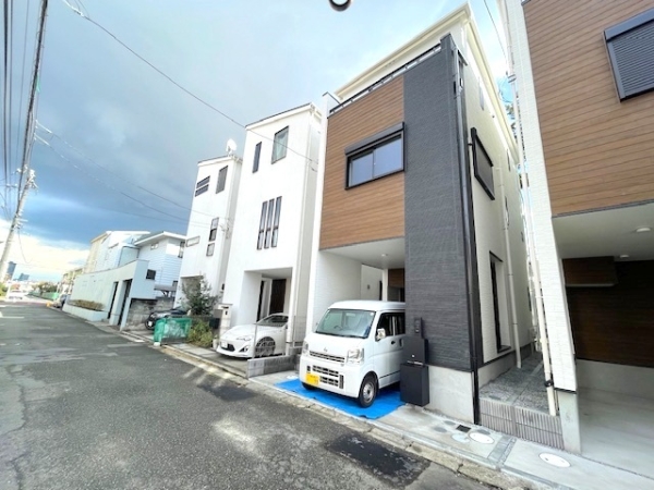 相模原市南区南台2丁目1期　新築分譲住宅　1号棟