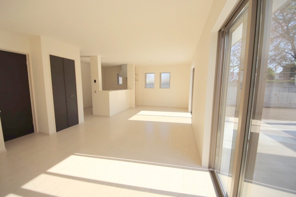 座間市南栗原6丁目　新築戸建　全2棟　2号棟