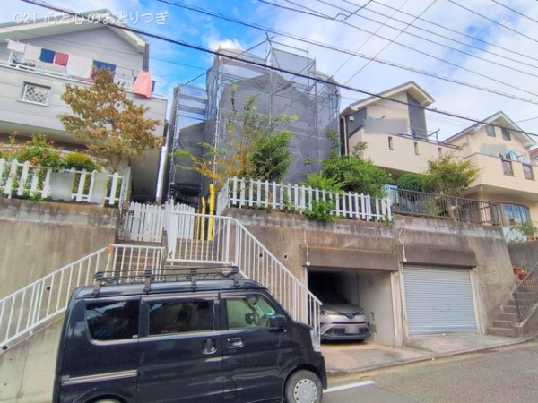 横浜市青葉区田奈町　中古戸建