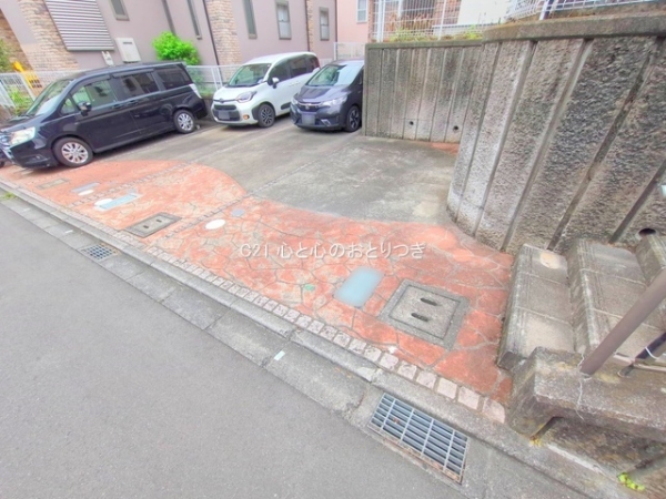 町田市鶴川４丁目の中古一戸建て