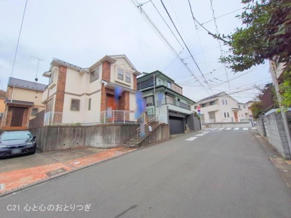 町田市鶴川４丁目の中古一戸建て