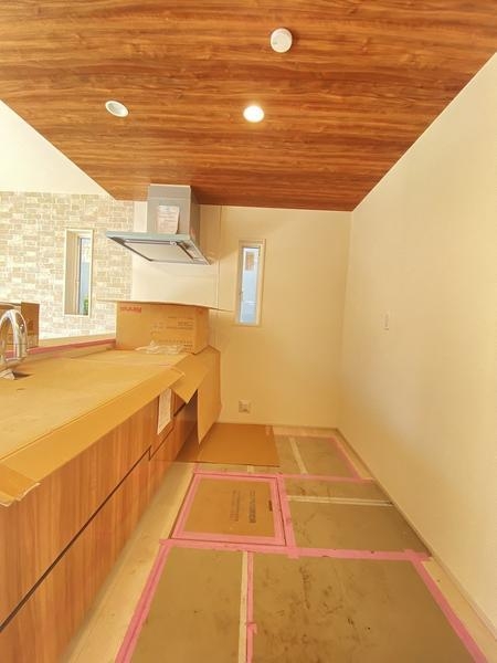 横浜市戸塚区汲沢６丁目　新築戸建　全２棟　１号棟