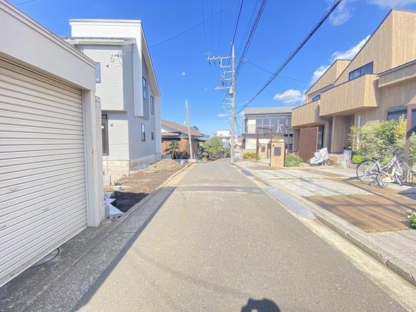 横浜市戸塚区汲沢６丁目　新築戸建　全２棟　１号棟