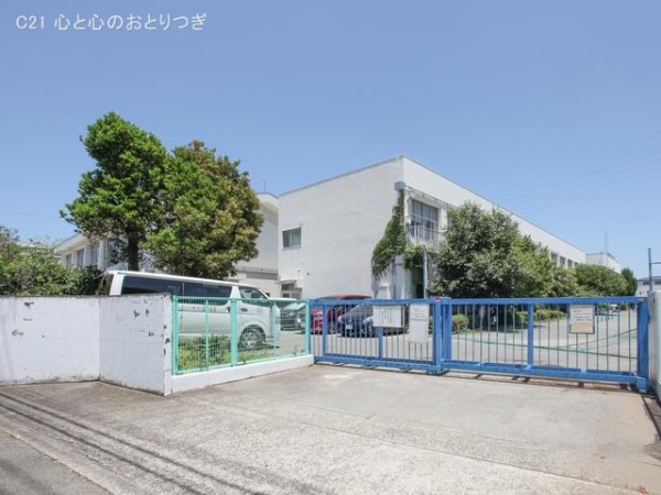 座間市相模が丘2丁目の中古一戸建て(座間市立相模が丘小学校)