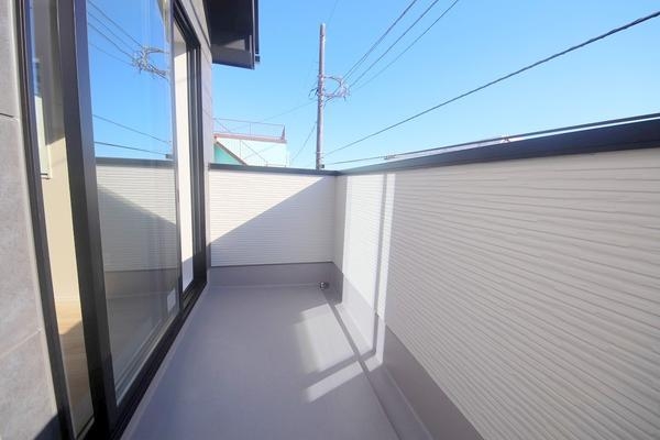 座間市入谷東3丁目2期　新築分譲住宅　2号棟