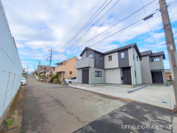 座間市入谷東3丁目2期　新築分譲住宅　2号棟